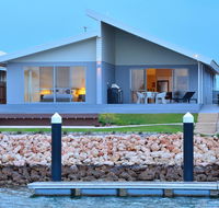 The Carnarvon Luxury Canal Home - Accommodation Port Hedland