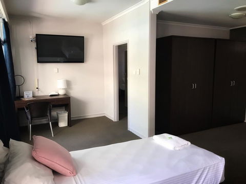 The Cavenagh - Accommodation Port Hedland 2