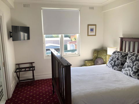 The Corner Hotel Alexandra - Accommodation Port Hedland 1