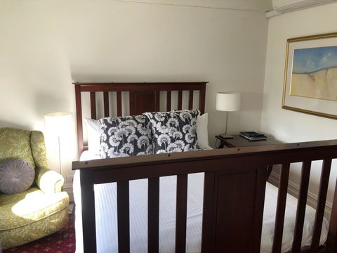 The Corner Hotel Alexandra - Accommodation Port Hedland 3