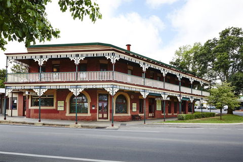 The Daylesford Hotel - Accommodation Port Hedland 1