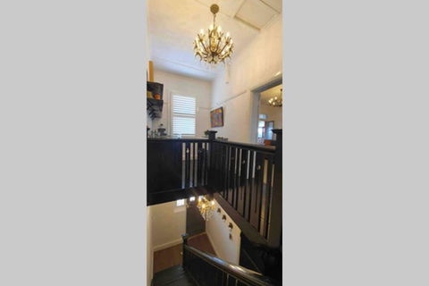 The Dewhurst - Sophisticated Entire CBD Apartment - Accommodation Port Hedland 2