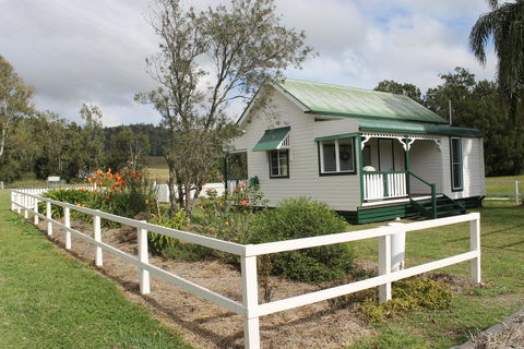 The Dollhouse Cottage - Accommodation Port Hedland 1