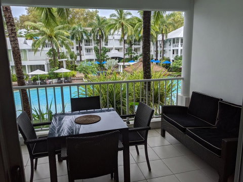 The Escape Luxury Apartments Peppers Beach Club Palm Cove - Accommodation Port Hedland 3