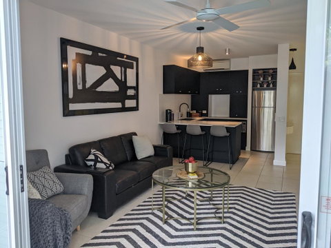 The Escape Luxury Apartments Peppers Beach Club Palm Cove - Accommodation Port Hedland 0