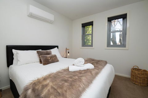 The Endsleigh -1 Bedroom Villa, Free Wifi, Near CBD - Accommodation Port Hedland 0