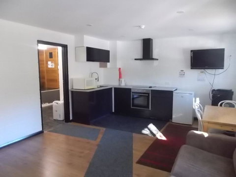 The Granny Flat - Accommodation Port Hedland 3