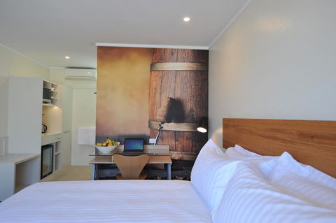 The Griff Motel - Accommodation Port Hedland 0