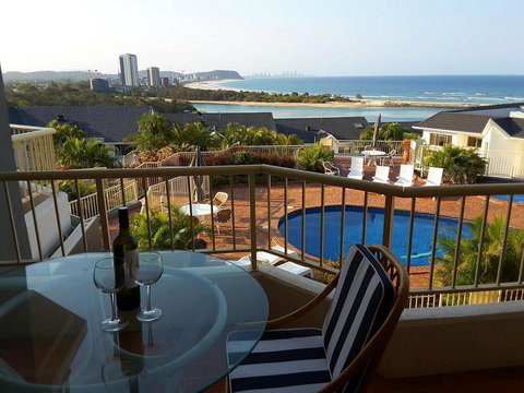 The Hill Apartments Currumbin Beach - Accommodation Port Hedland 3