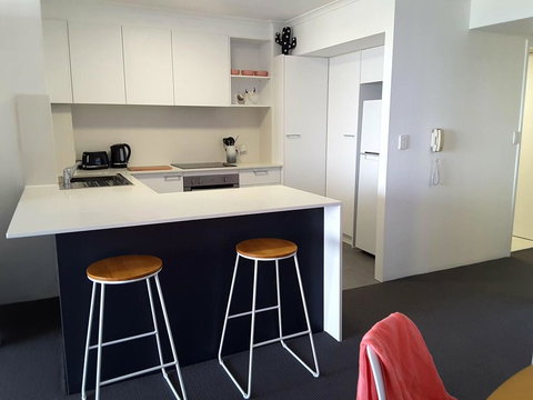 The Hill Apartments Currumbin Beach - Accommodation Port Hedland 1