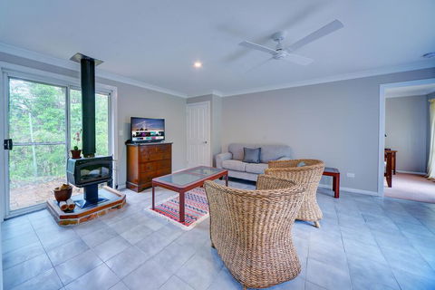 The Hillside Villa - Accommodation Port Hedland 2