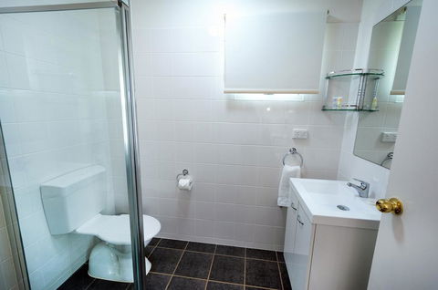 The Leprechaun Resort - Accommodation Port Hedland 2