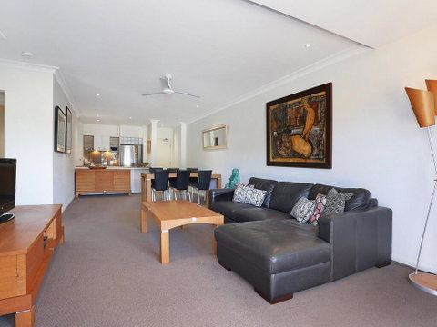 The Sands Unit 3 At 20 Pacific Parade Yamba Ocean View - Accommodation Port Hedland 3