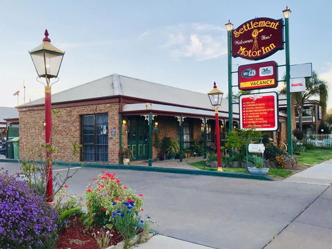 The Settlement Historic Hotel - Accommodation Port Hedland 0