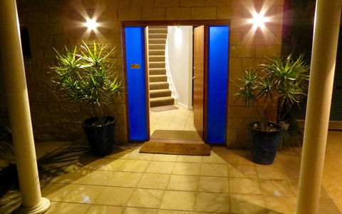 The Wave Oasis SC B&B - Accommodation Port Hedland 0