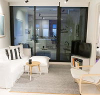 Trendy 1 Bedroom Apartment In The Heart Of Collingwood - Accommodation Port Hedland