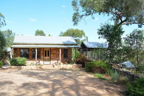 Trestrail Cottage B & B - Accommodation Port Hedland 0