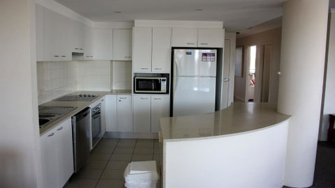 Twin Pines 401 - CBD Location - Accommodation Port Hedland 1