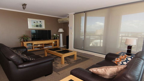 Twin Pines 701 - CBD Location - Accommodation Port Hedland 2
