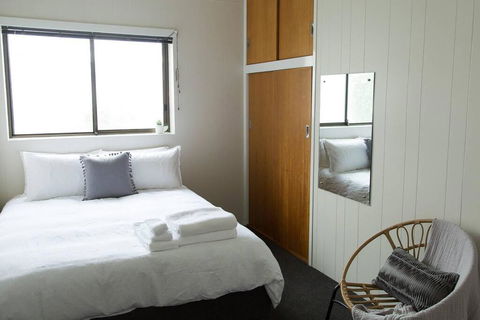 Two Bedroom Gem, Short Drive To MONA - Accommodation Port Hedland 3