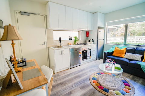U1 Brunswick Living Brand New Apartment Close To Airport And CBD - Accommodation Port Hedland 0