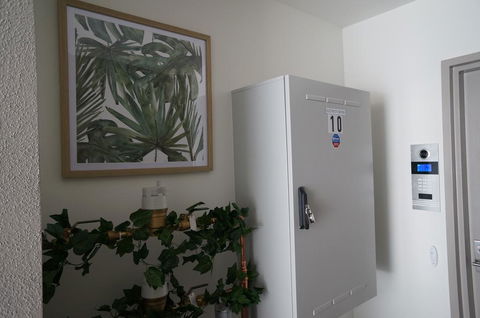U1 Brunswick Living Brand New Apartment Close To Airport And CBD - Accommodation Port Hedland 2