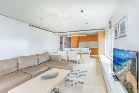 Unit 101 Plantation Resort - Rainbow Beach, Plantation Resort, Second Floor, Aircon, Pool, Spa - Accommodation Port Hedland 3