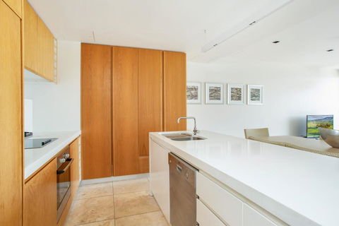 Unit 101 Plantation Resort - Rainbow Beach, Plantation Resort, Second Floor, Aircon, Pool, Spa - Accommodation Port Hedland 1
