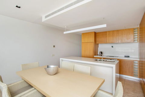 Unit 101 Plantation Resort - Rainbow Beach, Plantation Resort, Second Floor, Aircon, Pool, Spa - Accommodation Port Hedland 2