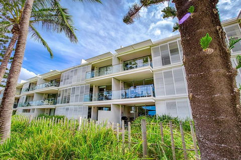 Unit 106 Plantation Resort - Rainbow Beach, Walk To Beach, Views, Aircon, Pool, Plantation Resort - Accommodation Port Hedland 2