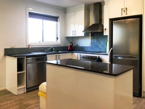 Unit 8 - Boardwalk - Accommodation Port Hedland 1