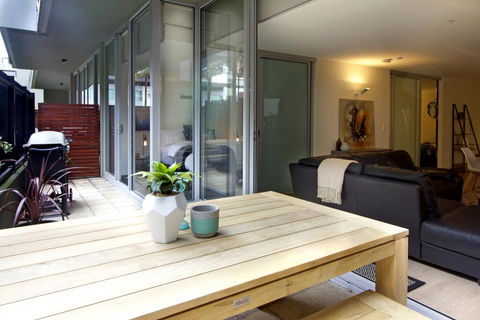 Urban Sea Drift - Pets, Pool, Gym, Parking, Beach 250m - Accommodation Port Hedland 1
