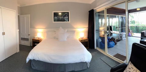 Valley View Luxury Retreat - Accommodation Port Hedland 2