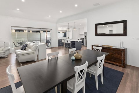 Vasse Manor - Accommodation Port Hedland 0