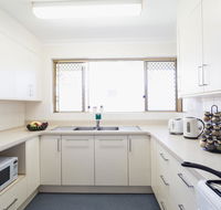 Vickery House 8 Bedroom Flat - Accommodation Port Hedland