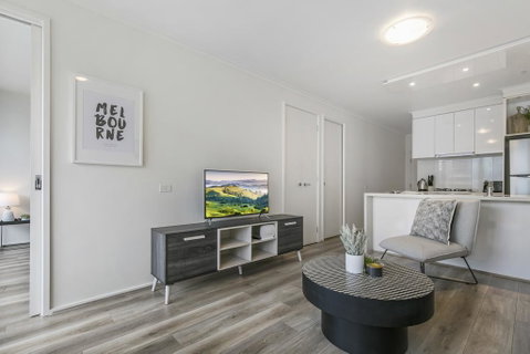 Views And Hotel-style Extras In A Great Location - Accommodation Port Hedland 1