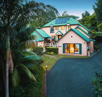 Villa Della Rosa Bed  Breakfast