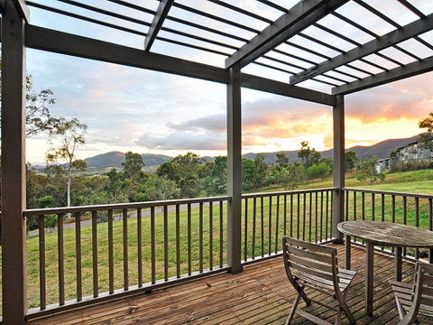Villa Executive 2br Moscato Resort Condo Located Within Cypress Lakes Resort (nothing Is More Central) - Accommodation Port Hedland 0