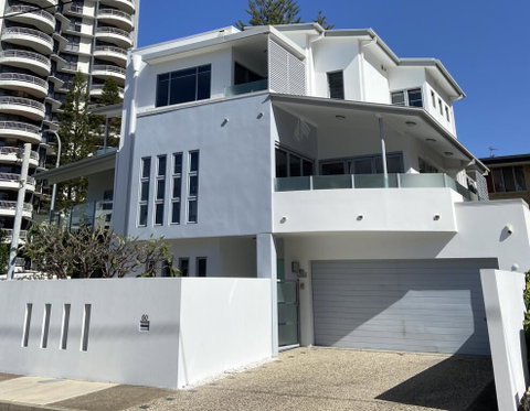 Villa Garfield Surfers Paradise - Accommodation Port Hedland 0