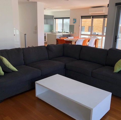 Villa Garfield Surfers Paradise - Accommodation Port Hedland 3