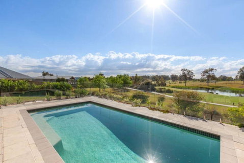 Vintage On The 8th - Accommodation Port Hedland 0