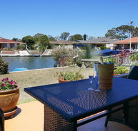 Waterfront Haven with jetty mooring and WiFI - Accommodation Port Hedland