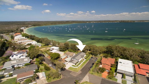 Waterfront Serenity - Luxury Home With Grand Views - Accommodation Port Hedland 0