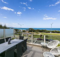 WATERFRONT THREE- In the heart of Lorne - Accommodation Port Hedland