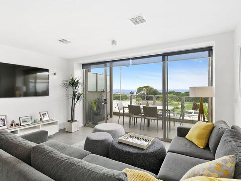 WATERFRONT TWO - Position Perfect , , , NEW LISTING 2019, , ,  - Accommodation Port Hedland 0
