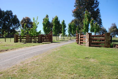 Bluegum Ridge Cottages - Accommodation Port Hedland 2