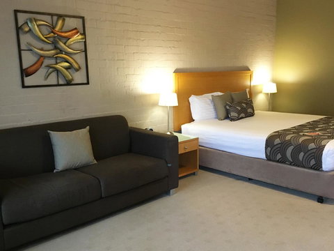 Blazing Stump Motel & Suites - Accommodation Port Hedland 13