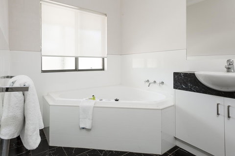 Blazing Stump Motel & Suites - Accommodation Port Hedland 33