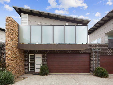 Central To Cowes - Accommodation Port Hedland 0