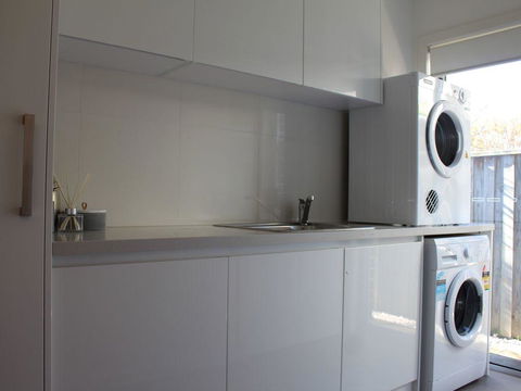 Central To Cowes - Accommodation Port Hedland 10